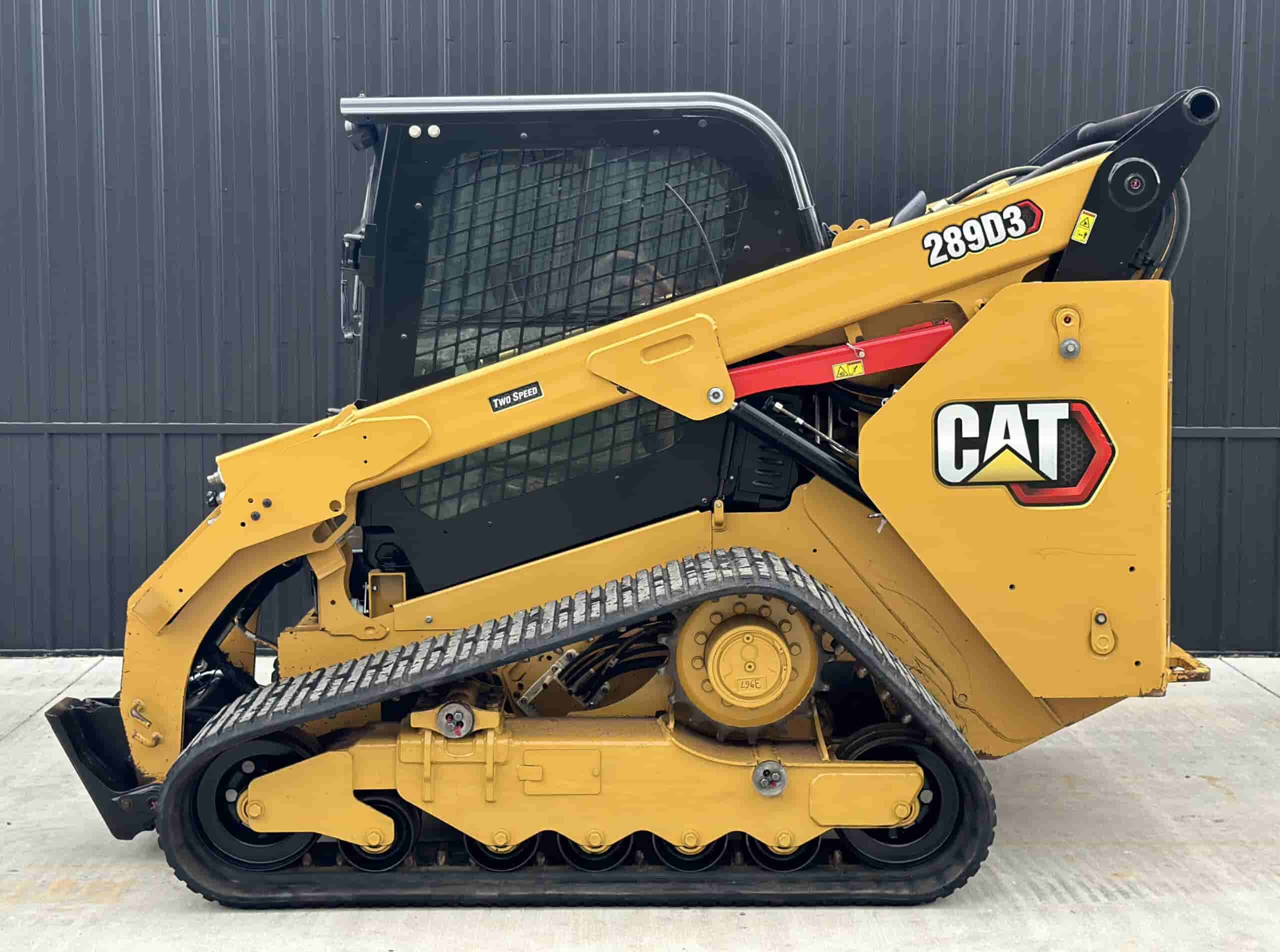 2021 CAT 289D3
